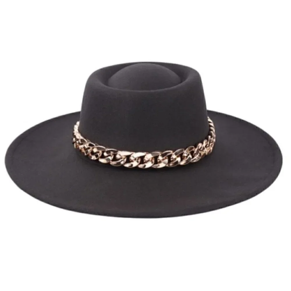 chain detailed Hat with adjustable darwstr